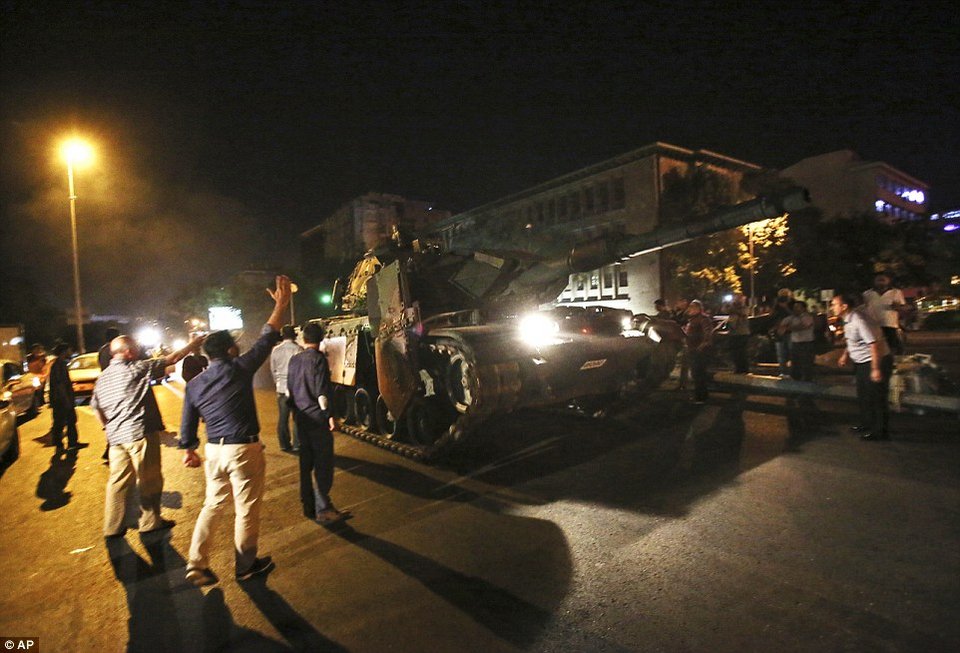 Πώς συνέβη το πραξικόπημα στην Τουρκία -Καρέ καρέ το θρίλερ των τελευταίων ωρών [εικόνες] | iefimerida.gr 18