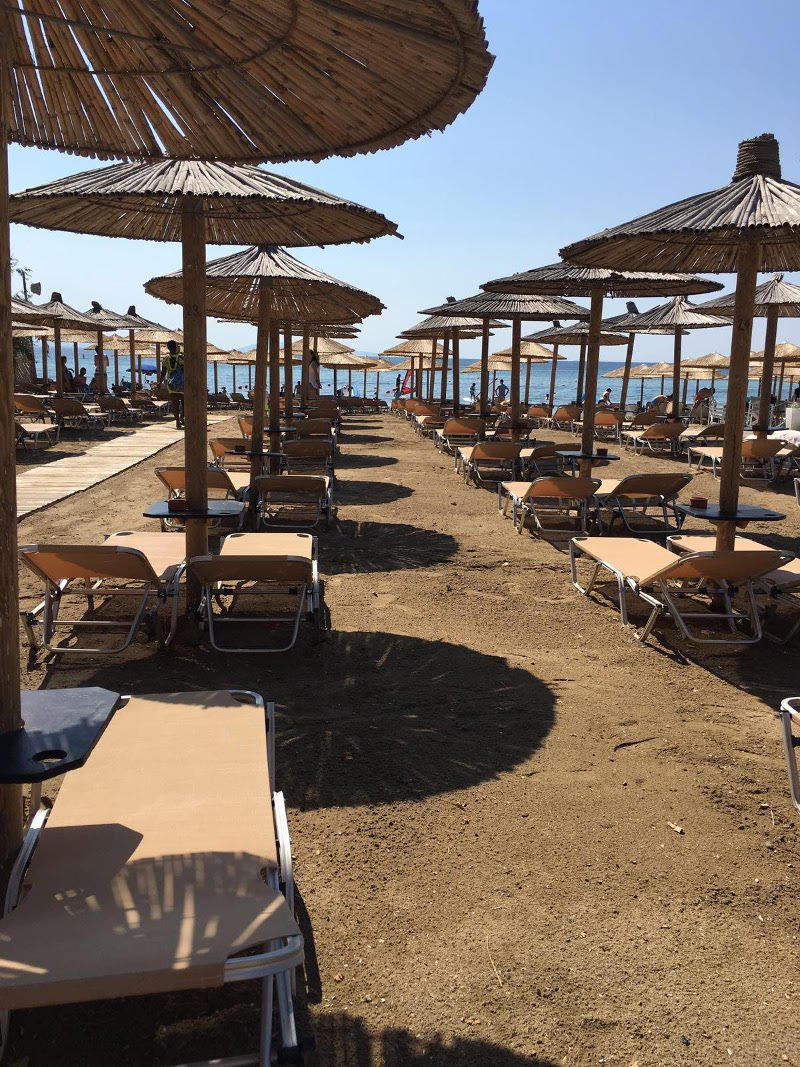 Salty Wave στον Σχινιά -To beach bar που θα γίνει το απόλυτο στέκι του καλοκαιριού [εικόνες] | iefimerida.gr 5