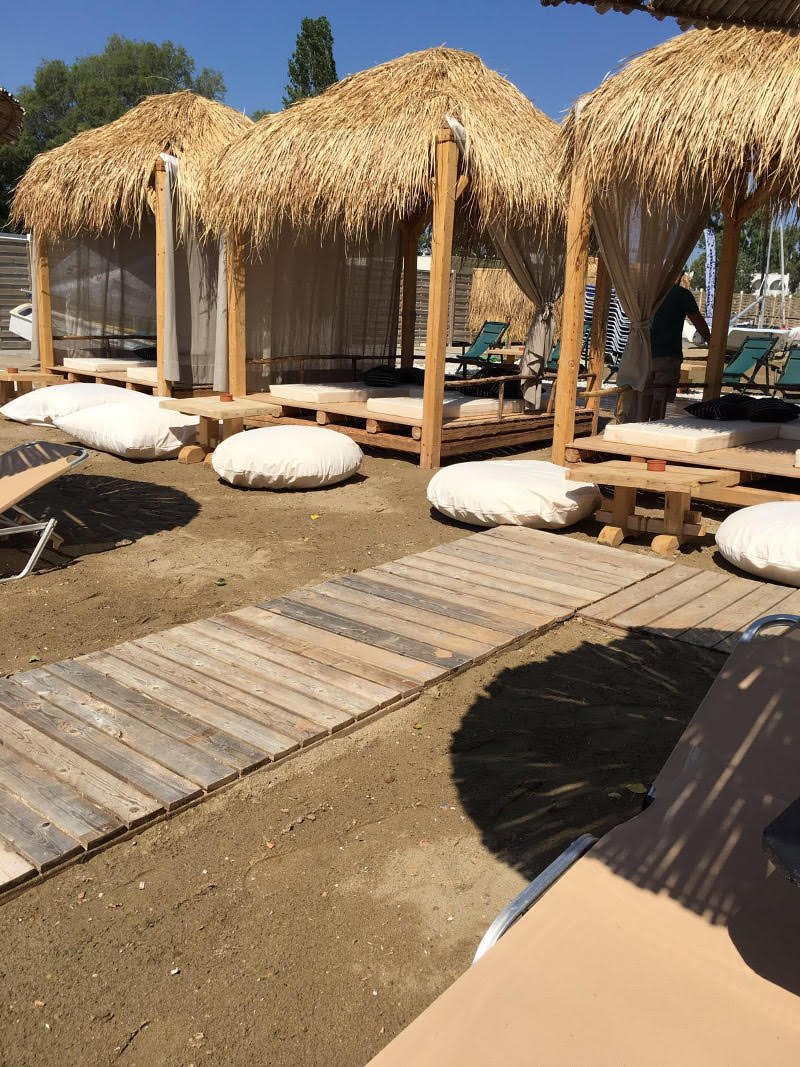 Salty Wave στον Σχινιά -To beach bar που θα γίνει το απόλυτο στέκι του καλοκαιριού [εικόνες] | iefimerida.gr 4