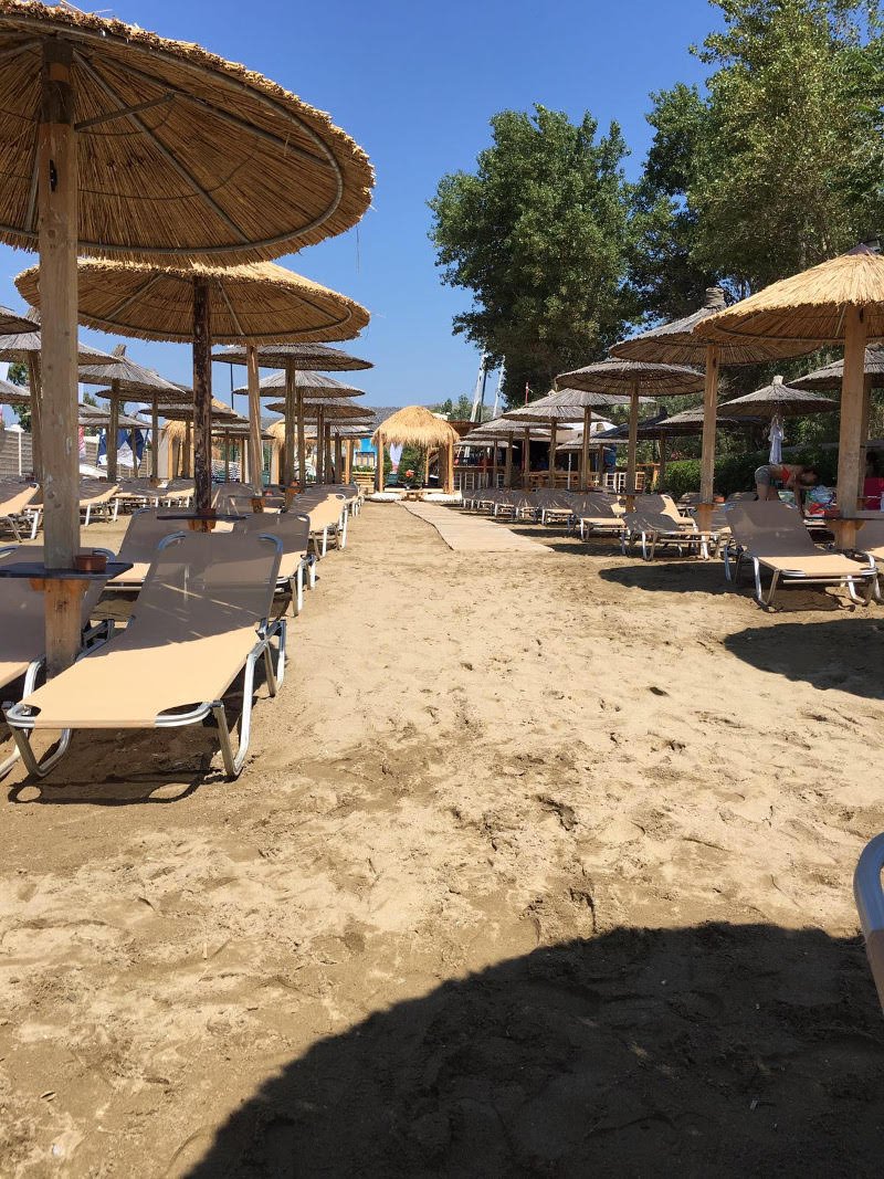 Salty Wave στον Σχινιά -To beach bar που θα γίνει το απόλυτο στέκι του καλοκαιριού [εικόνες] | iefimerida.gr 3