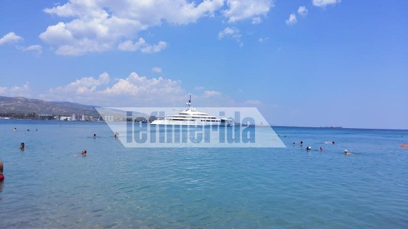 Αφωνοι όλοι στα Ισθμια με το γιοτ της πλουσιότερης γυναίκας της Βρετανίας – Το εντυπωσιακό «Vava II» [εικόνες] | iefimerida.gr 2