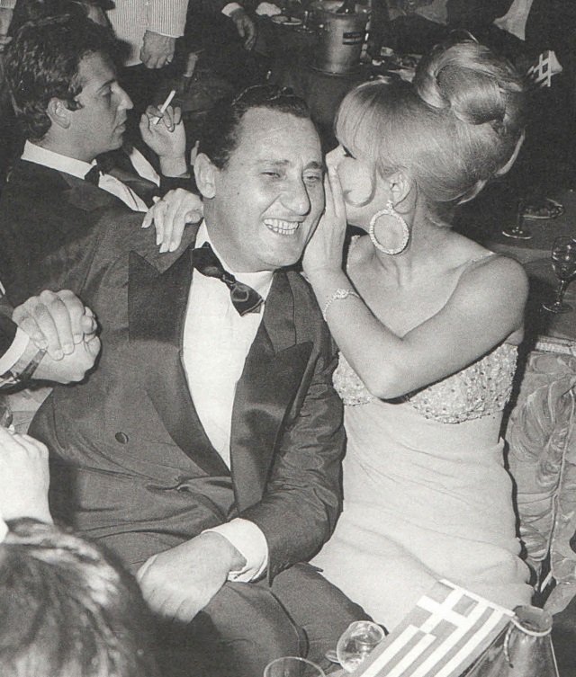 Αλίκη Βουγιουκλάκη: Το πάρτι της στις Κάννες που είχε εξελιχθεί σε... ξυλοδαρμό [εικόνες] | iefimerida.gr 3