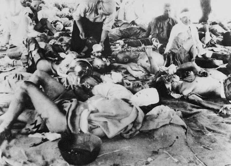 Ιαπωνία:71 χρόνια από τη ρίψη της πρώτης ατομικής βόμβας στη Χιροσίμα [εικόνες & βίντεο] | iefimerida.gr 4