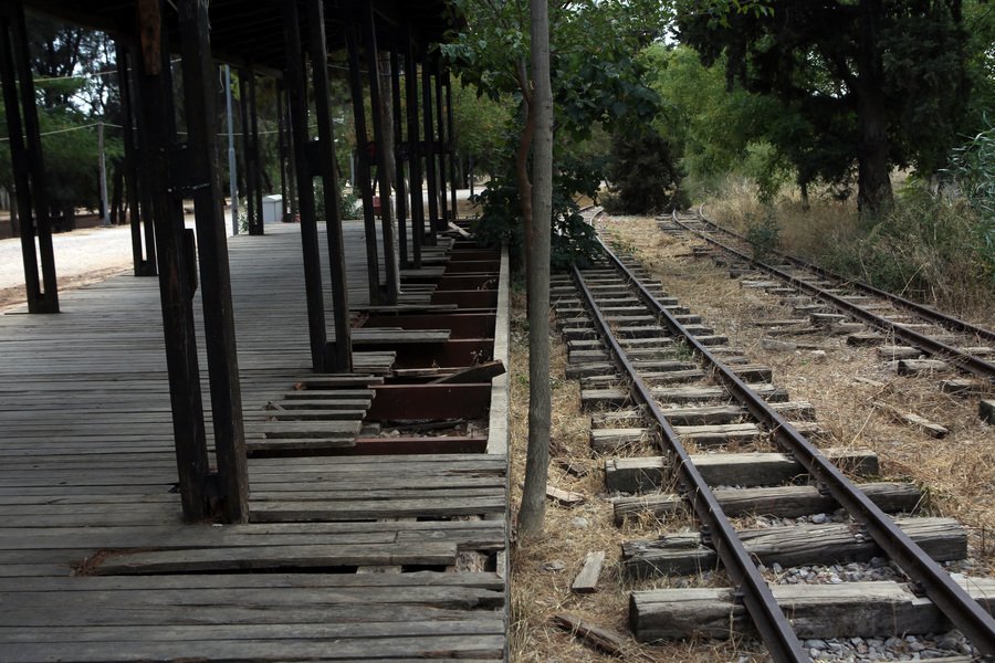 Εικόνες εγκατάλειψης στο Πάρκο Τρίτση -Βρίσκεται υπό κατάρρευση [εικόνες] | iefimerida.gr 0