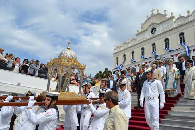 Εκκλησία Παναγίας Τήνου: Η θαυματουργή εικόνα -Το όραμα της μοναχής | iefimerida.gr 5