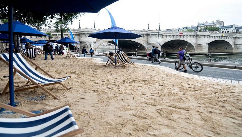 O Σηκουάνας γέμισε παραλίες –Μια τρομερή ιδέα στην καρδιά του Παρισιού [εικόνες] | iefimerida.gr 12