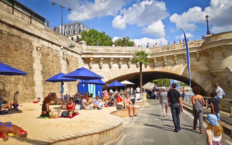 O Σηκουάνας γέμισε παραλίες –Μια τρομερή ιδέα στην καρδιά του Παρισιού [εικόνες] | iefimerida.gr 10