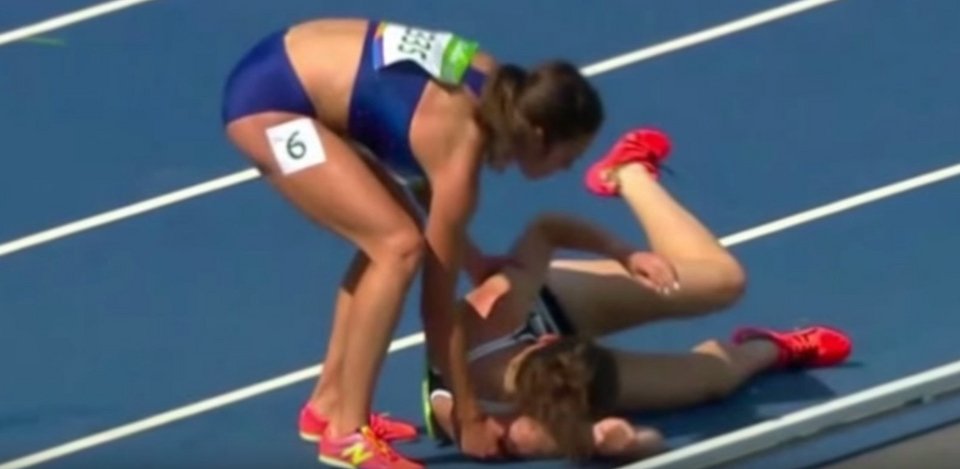 Σπάνια διάκριση για τις δυο αθλήτριες που δίδαξαν ήθος στο Ρίο [εικόνες&βίντεο] | iefimerida.gr 1