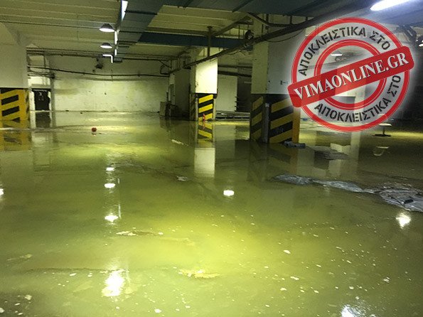 Σε έλος μετατράπηκε το Ελληνικό -Εκεί που φιλοξενούνται πρόσφυγες [εικόνες & βίντεο] | iefimerida.gr 2