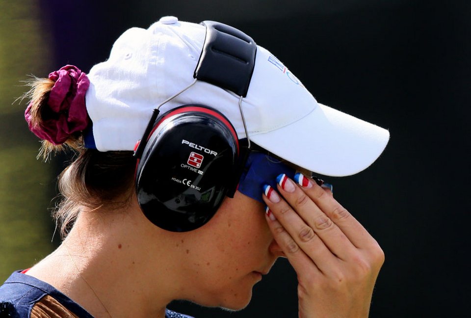 Florence Griffith Joyner: Η Ολυμπιονίκης που έκανε μόδα το μανικιούρ στους αγώνες [εικόνες] | iefimerida.gr 7