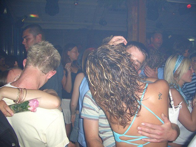 Το ημερολόγιο μιας 17χρονης Βρετανίδας από τη Ζάκυνθο -Απίστευτες περιγραφές [εικόνες] | iefimerida.gr 1