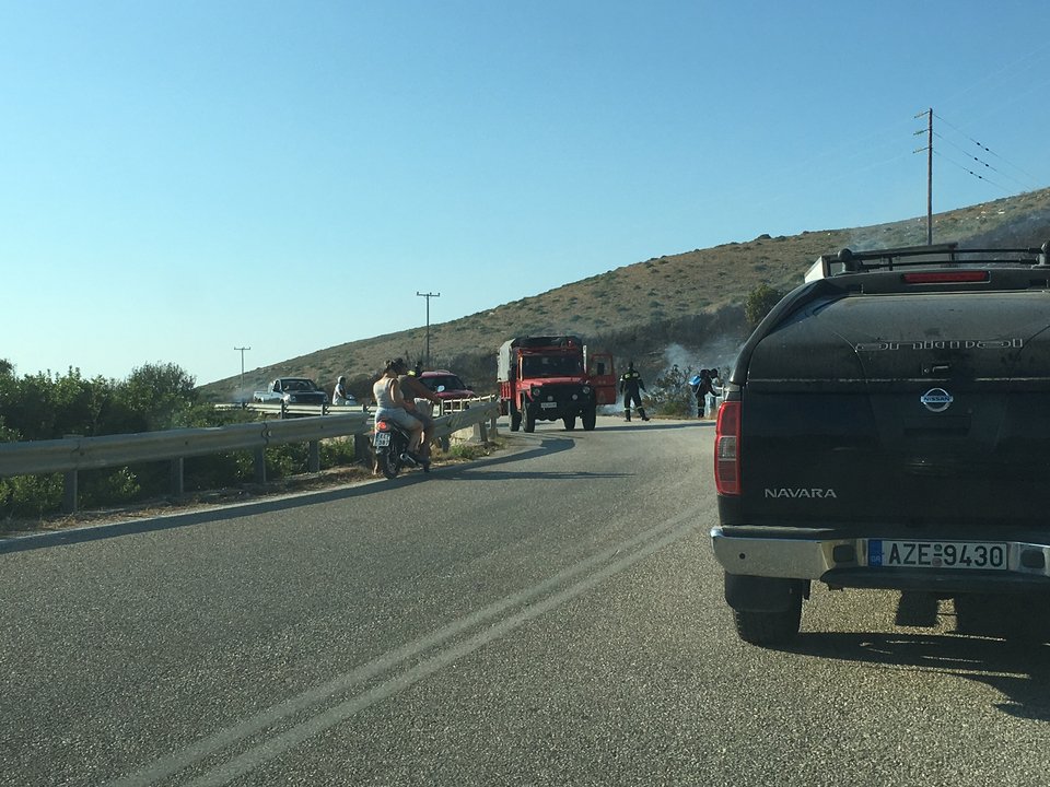 Φωτιά στη Λάσση Κεφαλονιάς [εικόνες] | iefimerida.gr 0