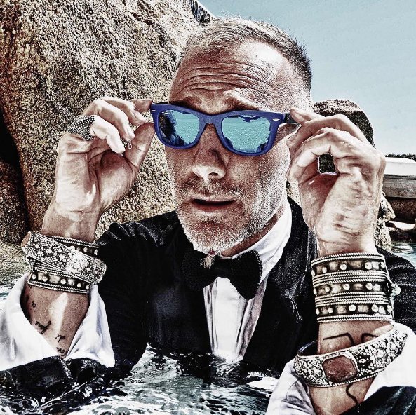 Ο Ιταλός κροίσος που έχει γίνει viral -Τρελός χορός και χλιδάτη ζωή στο Instagram [εικόνες] | iefimerida.gr 11