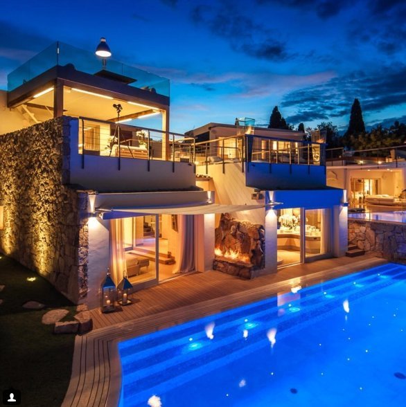 Ο Ιταλός κροίσος που έχει γίνει viral -Τρελός χορός και χλιδάτη ζωή στο Instagram [εικόνες] | iefimerida.gr 7