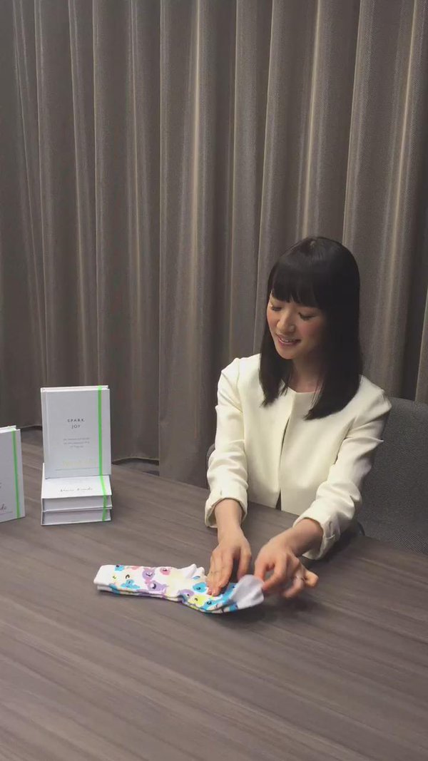 Μια γιαπωνέζα μας μαθαίνει πώς να συμμαζέψουμε το σπίτι μας [βίντεο] | iefimerida.gr 13