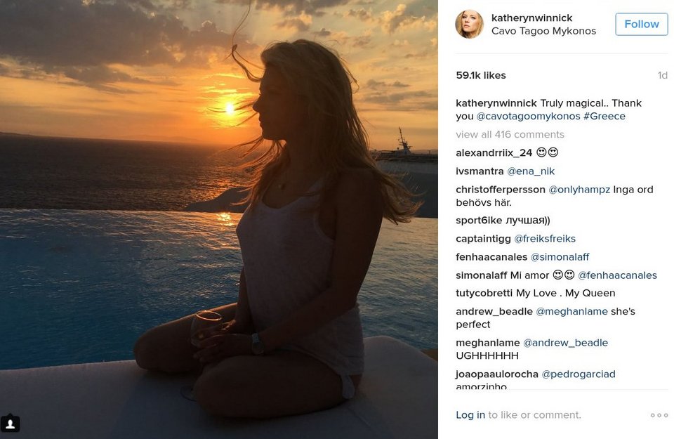 Η πιο σέξι διαφήμιση της Ελλάδας -Η καλλονή των Βίκινγκς ποστάρει γυμνή από τη Σαντορίνη [εικόνες] | iefimerida.gr 4