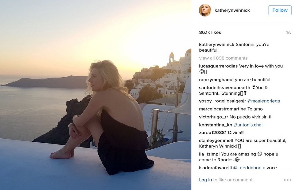 Η πιο σέξι διαφήμιση της Ελλάδας -Η καλλονή των Βίκινγκς ποστάρει γυμνή από τη Σαντορίνη [εικόνες] | iefimerida.gr 8