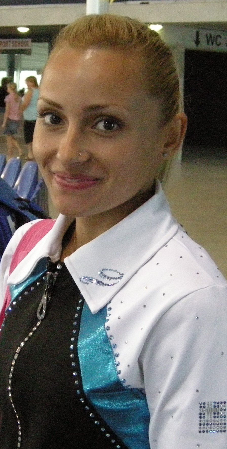 Το ταίρι του Λευτέρη Πετρούνια - Η πρωταθλήτρια της ενόργανης Βασιλική Μιλλούση [εικόνες] | iefimerida.gr 12