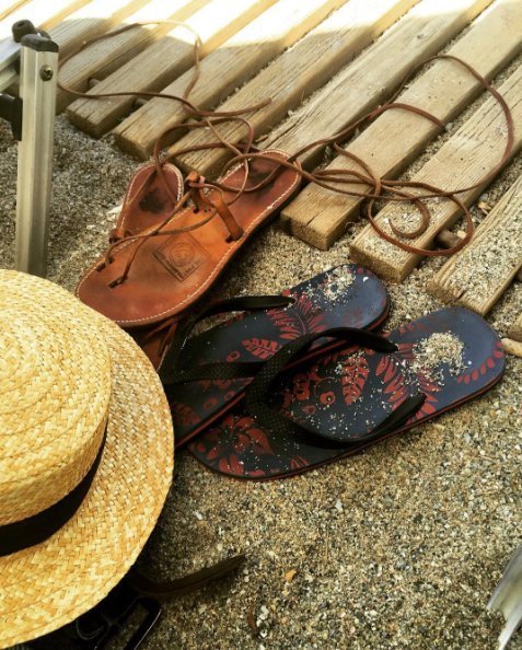 Ποια είναι η γυναίκα «μυστήριο» στις φωτογραφίες του Χριστόφορου Παπακαλιάτη [εικόνες] | iefimerida.gr 2