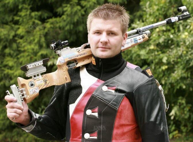 Αυτός είναι ο Γάλλος φίλος της Αννας Κορακάκη -Πρωταθλητής στη σκοποβολή [εικόνες] | iefimerida.gr 3