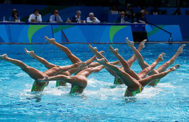 Αστρικές αθλήτριες στη συγχρονισμένη κολύμβηση άφησαν με ανοιχτό το στόμα τους θεατές [εικόνες] | iefimerida.gr 8