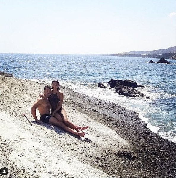 Παντρεύεται ο Κώστας Σόμμερ -Η 23χρονη μελαχρινή που του έκλεψε την καρδιά [εικόνες] | iefimerida.gr 3