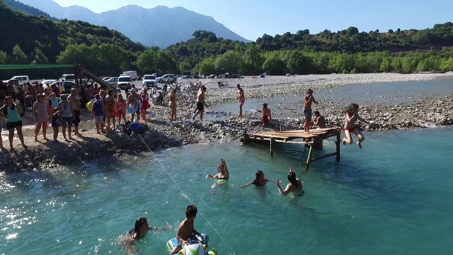 Ανακαλύψτε τις κρυφές, τροπικές, παραλίες του Αχελώου [εικόνες]  | iefimerida.gr 3