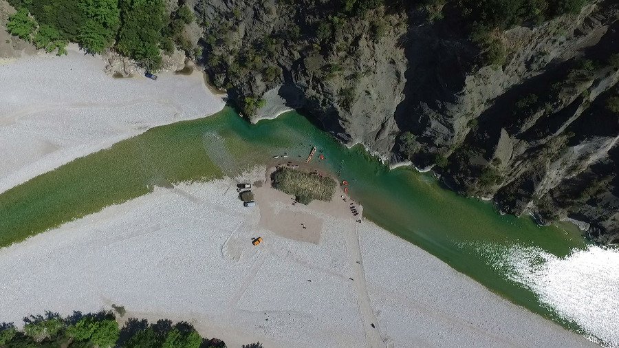 Ανακαλύψτε τις κρυφές, τροπικές, παραλίες του Αχελώου [εικόνες]  | iefimerida.gr 8