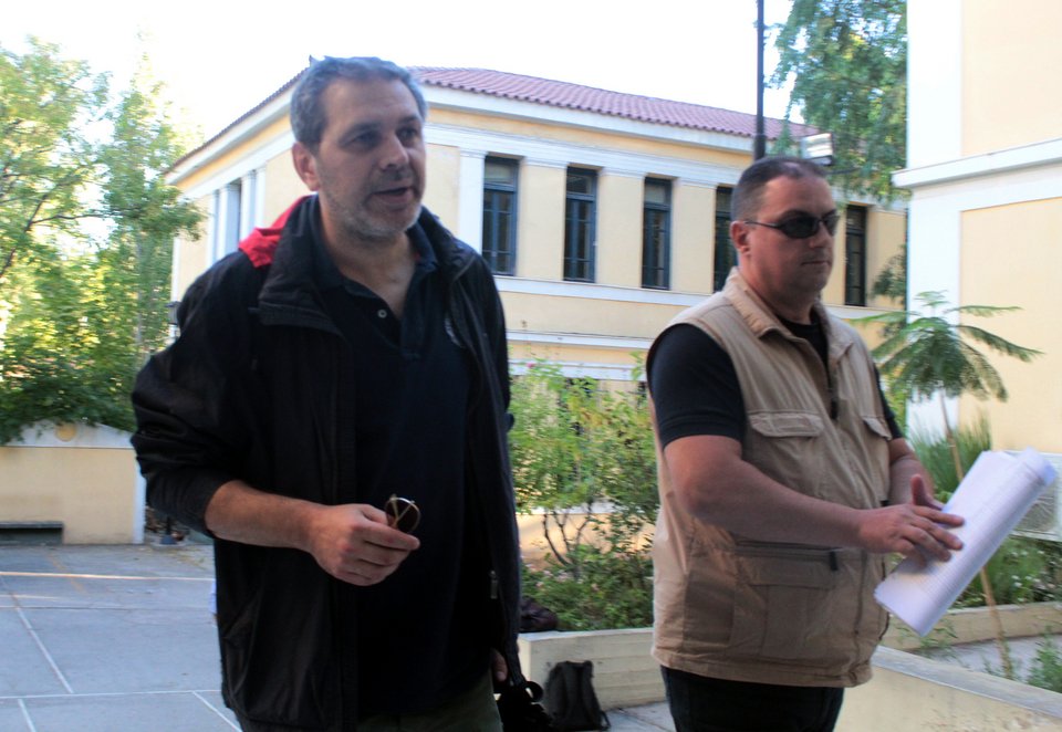 Συνελήφθη ο δημοσιογράφος Στέφανος Χίος μετά από μήνυση Σπίρτζη [εικόνες&βίντεο] | iefimerida.gr 2