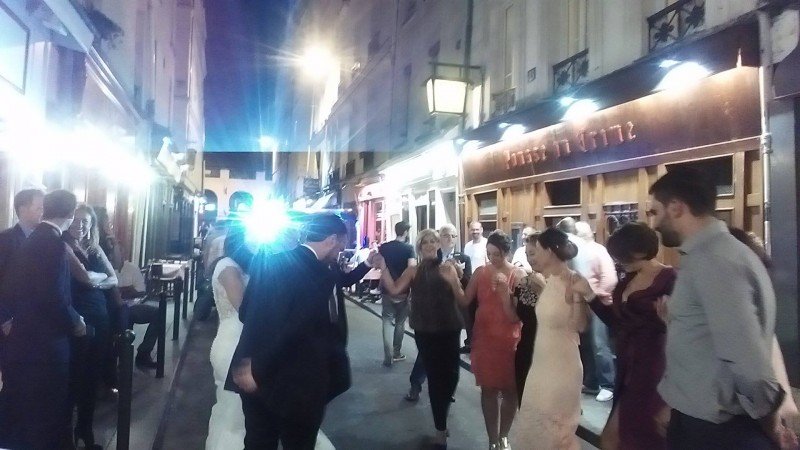 Παντρεύτηκε η ανιψιά του αδικοχαμένου πιλότου Ηλιάκη -Γάμος α λα κρητικά, δίπλα στον Σηκουάνα [εικόνες] | iefimerida.gr 5