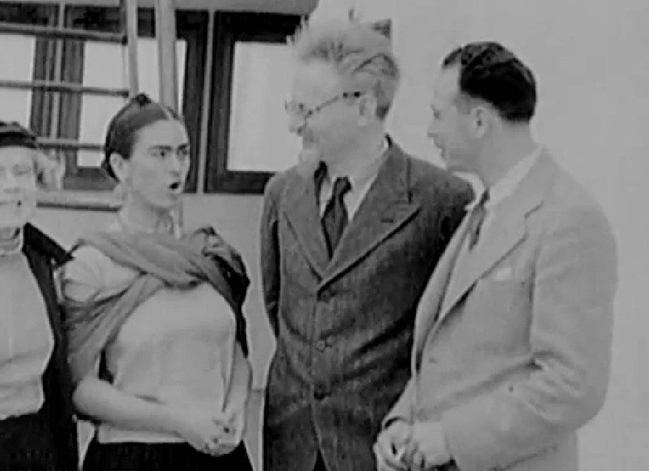 Φρίντα Κάλο, η κρυφή και τελευταία ερωμένη του Λέον Τρότσκι [εικόνες] | iefimerida.gr 2