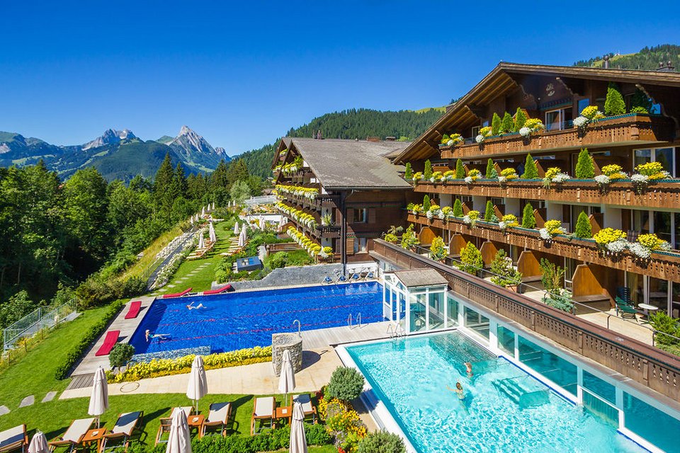 Στο Γκστάαντ το φθινόπωρο -Χωρίς τους πλούσιους επώνυμους, το ελβετικό χωριό είναι ωραιότερο [εικόνες] | iefimerida.gr 9