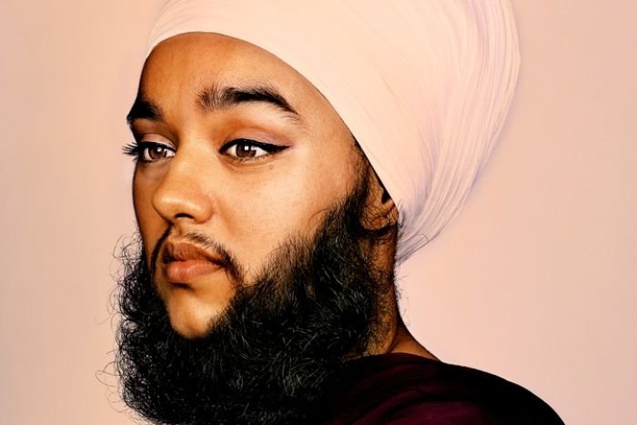 Βραβείο Γκίνες: Το πήρε το 24χρονο κορίτσι με τη μακριά γενειάδα [εικόνες] | iefimerida.gr 1