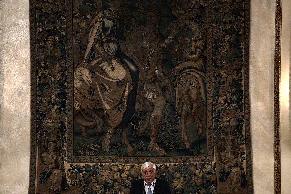 Στο Προεδρικό Μέγαρο για πρώτη φορά ο Νικόλαος Γλίξμπουργκ [εικόνες] | iefimerida.gr 15