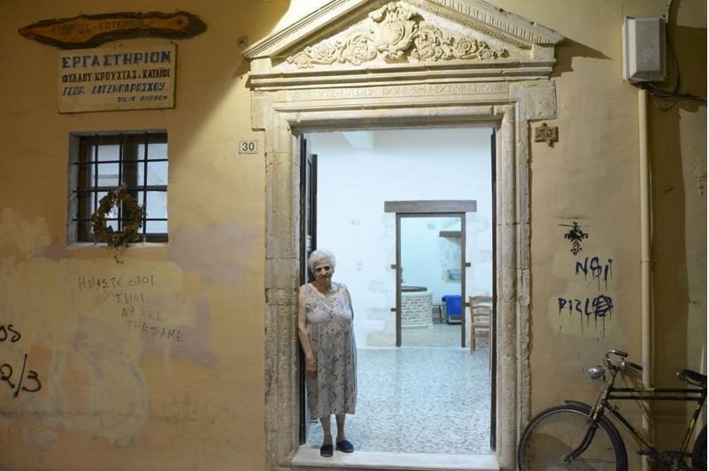 Ο 80χρονος άρχοντας του κανταϊφιού -Ο Κρητικός που είναι γνωστός σε όλο τον κόσμο! | iefimerida.gr 1