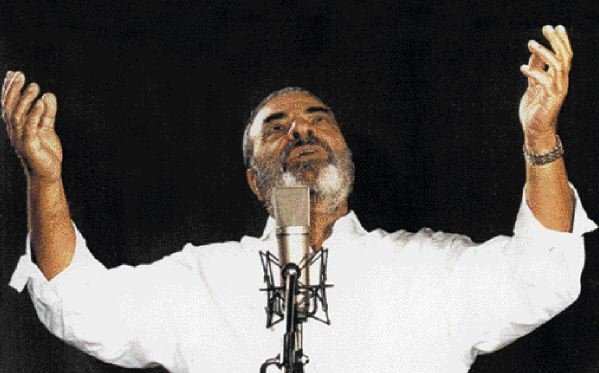 15 χρόνια από τον θάνατο του Στέλιου Καζαντζίδη [εικόνες & βίντεο] | iefimerida.gr 1