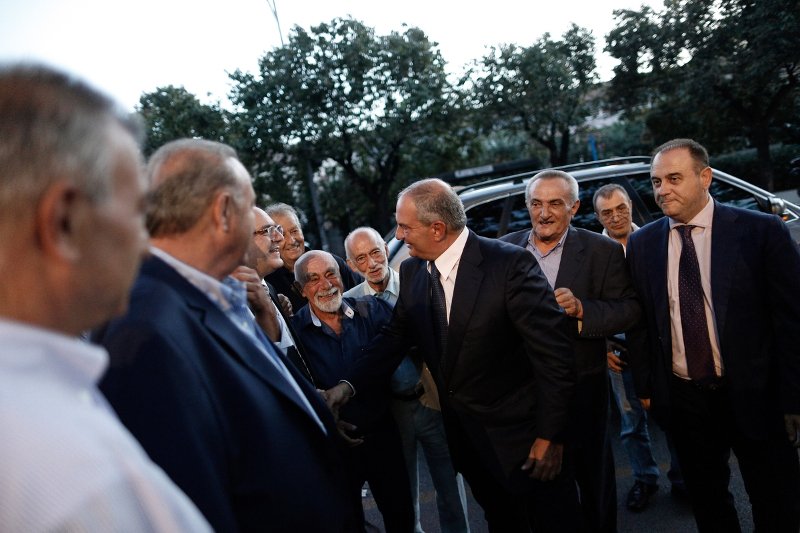 Οσα δεν έδειξαν οι κάμερες στην ομιλία Μητσοτάκη στη ΔΕΘ: Τα πηγαδάκια, οι χειραψίες, η Μαρέβα [εικόνες] | iefimerida.gr 10