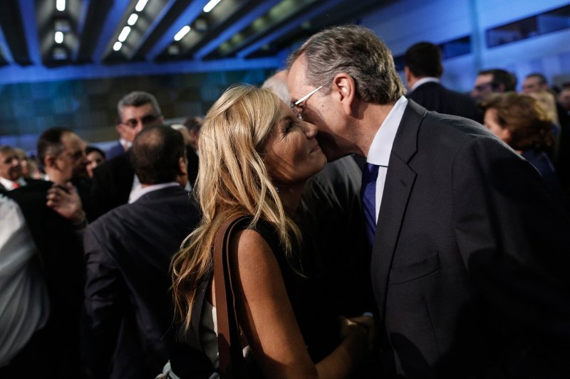 Οσα δεν έδειξαν οι κάμερες στην ομιλία Μητσοτάκη στη ΔΕΘ: Τα πηγαδάκια, οι χειραψίες, η Μαρέβα [εικόνες] | iefimerida.gr 7