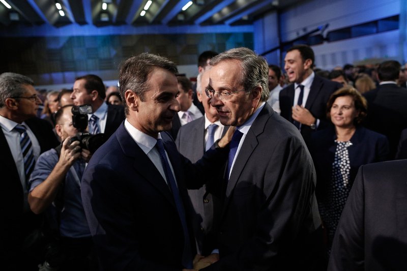 Οσα δεν έδειξαν οι κάμερες στην ομιλία Μητσοτάκη στη ΔΕΘ: Τα πηγαδάκια, οι χειραψίες, η Μαρέβα [εικόνες] | iefimerida.gr 5