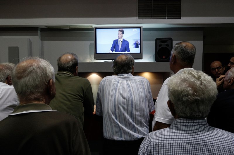 Οσα δεν έδειξαν οι κάμερες στην ομιλία Μητσοτάκη στη ΔΕΘ: Τα πηγαδάκια, οι χειραψίες, η Μαρέβα [εικόνες] | iefimerida.gr 17