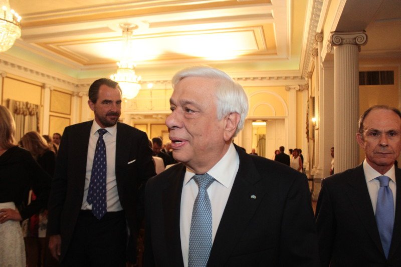 Στο Προεδρικό Μέγαρο για πρώτη φορά ο Νικόλαος Γλίξμπουργκ [εικόνες] | iefimerida.gr 1