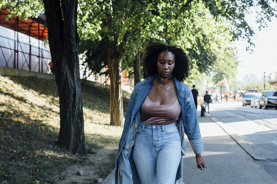 Tι φοράνε οι γυναίκες στο δρόμο της Νέας Υόρκης, το φθινόπωρο [εικόνες] | iefimerida.gr 10