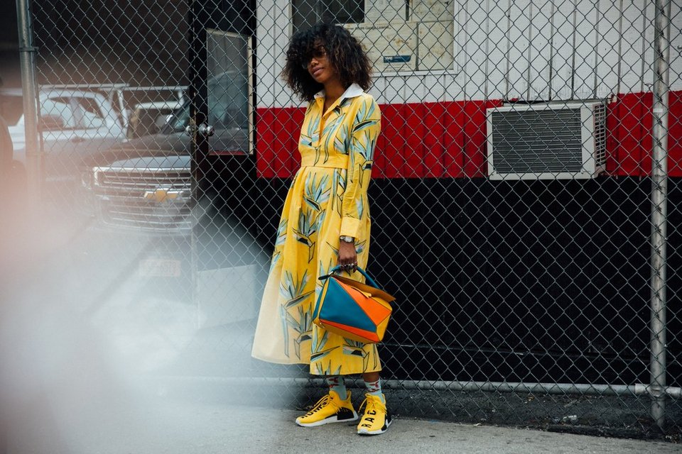 Tι φοράνε οι γυναίκες στο δρόμο της Νέας Υόρκης, το φθινόπωρο [εικόνες] | iefimerida.gr 13