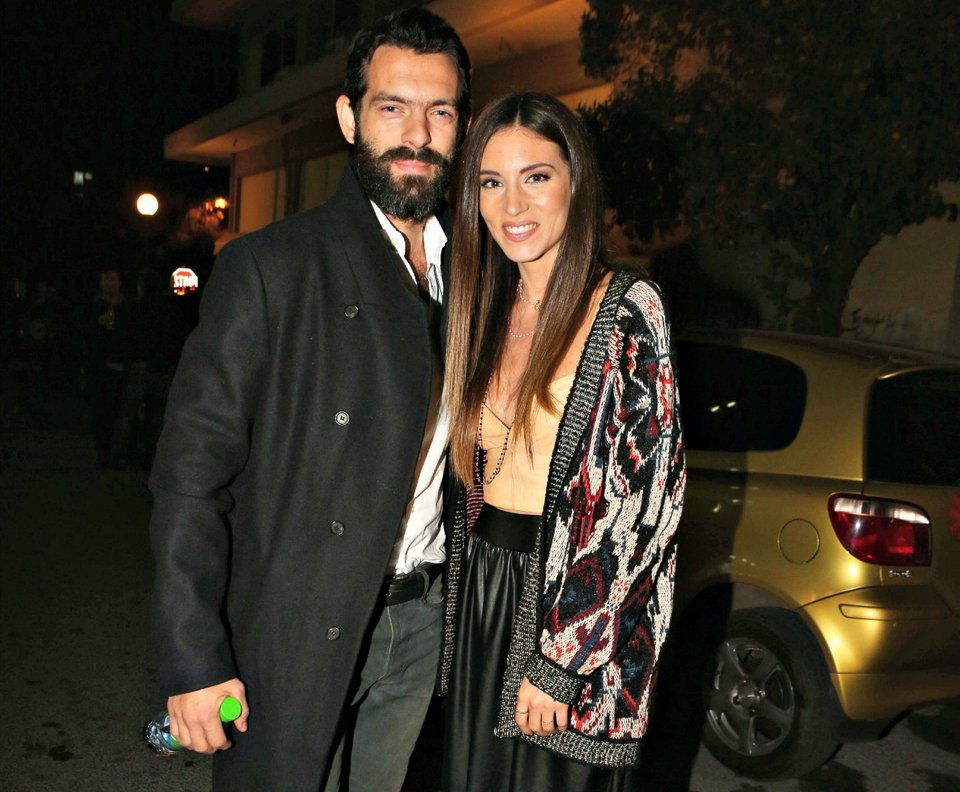 Η Αθηνά Οικονομάκου και η Νικολέττα Ράλλη είναι... συνυφάδες -Εχουν σχέση με αδέλφια [εικόνες] | iefimerida.gr 9