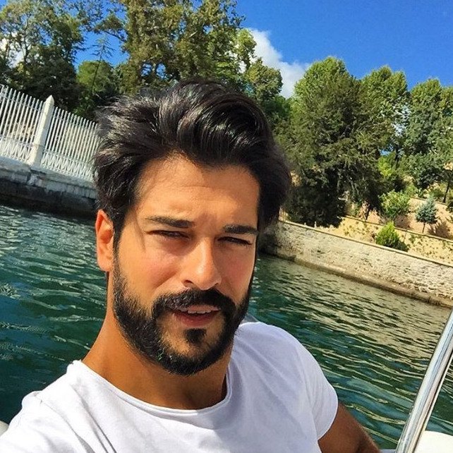 O κούκλος Τούρκος ηθοποιός που έχει τρελάνει τις Ελληνίδες [εικόνες] | iefimerida.gr 3