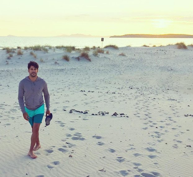 O κούκλος Τούρκος ηθοποιός που έχει τρελάνει τις Ελληνίδες [εικόνες] | iefimerida.gr 4