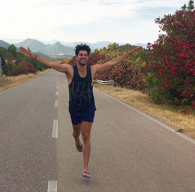 O κούκλος Τούρκος ηθοποιός που έχει τρελάνει τις Ελληνίδες [εικόνες] | iefimerida.gr 13