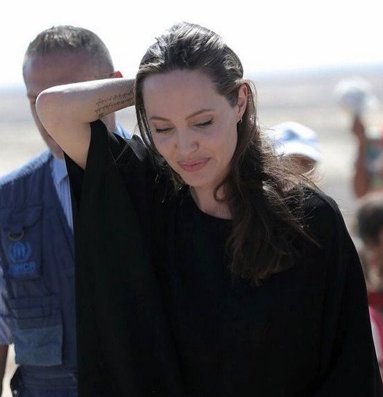 Τζολί-Πιτ: Τίτλοι τέλους για το πιο διάσημο ζευγάρι -Ο κεραυνοβόλος έρωτας που κράτησε 12 χρόνια [εικόνες]  | iefimerida.gr 6