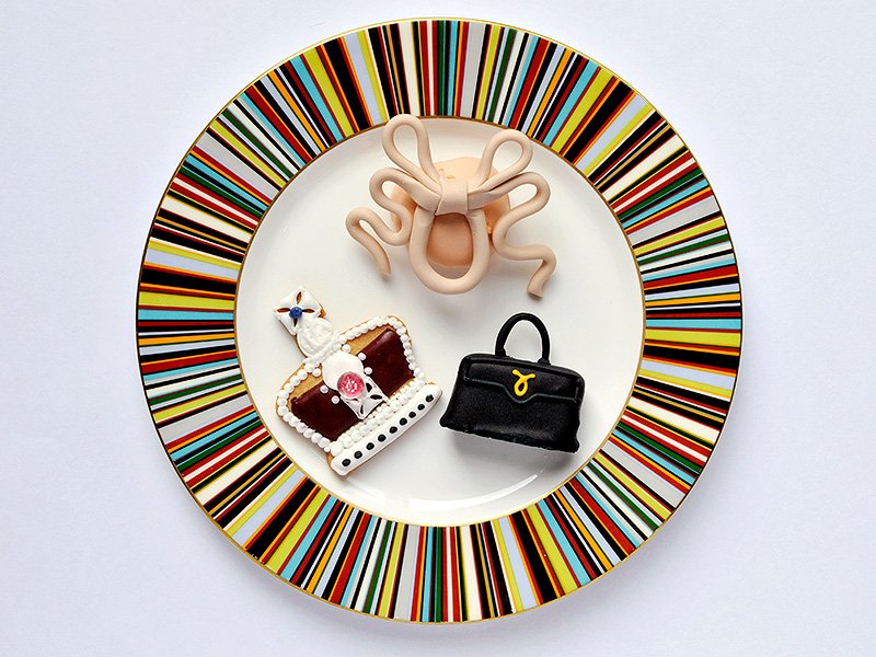 Tι μυστικά κρύβει η τσάντα της Ελισάβετ -Αποκαλύψεις [εικόνες] | iefimerida.gr 5