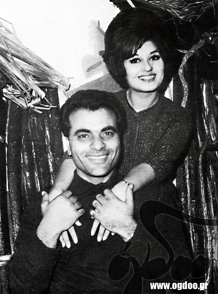 Η Τουρκάλα σταρ που ερωτεύτηκε ο Καζαντζίδης και εκείνη δεν του έριξε ούτε... βλέμμα [εικόνες] | iefimerida.gr 3